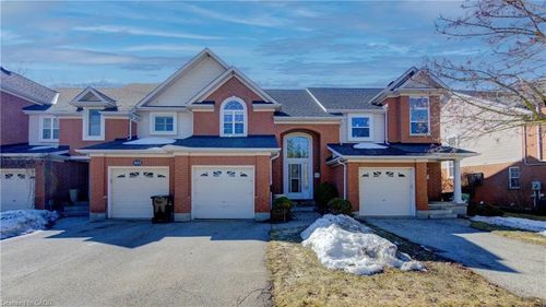 405 Beaver Creek Rd, Waterloo, ON, N2V2J8 | Card Image