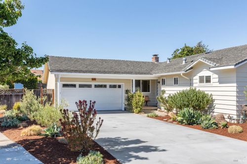 14 Seawolf Psge, Corte Madera, CA, 94925-1823 | Card Image