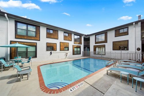 16-311 Hawthorne St, Houston, TX, 77006-4047 | Card Image