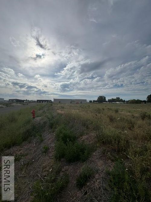 TBD E Endeavor St, Idaho Falls, ID, 83401 | Card Image
