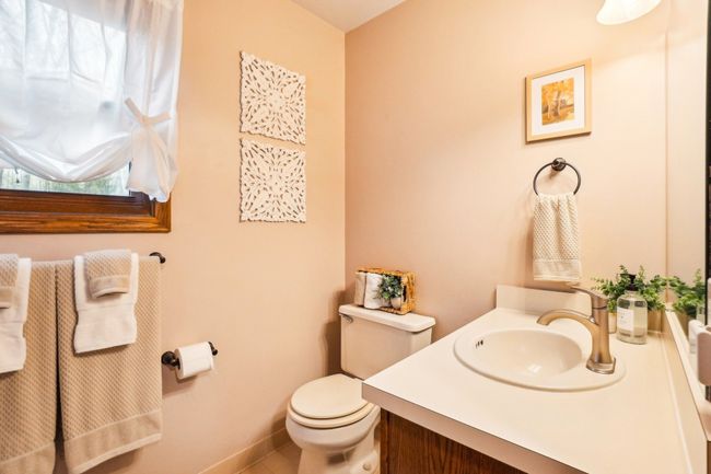 2 Full Baths and 1 Half Bath | Image 17