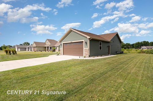 4664 N West View Drive, Monitor Charter Township, MI, 48706 | Card Image