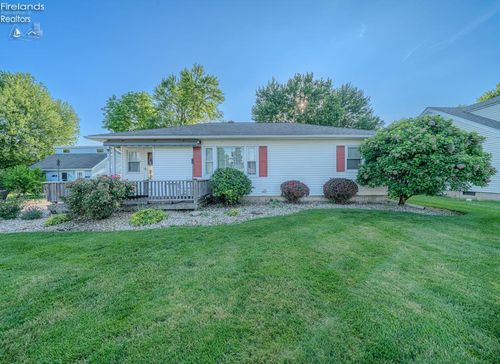 515 Jackson St, Tiffin, OH, 44883-1346 | Card Image