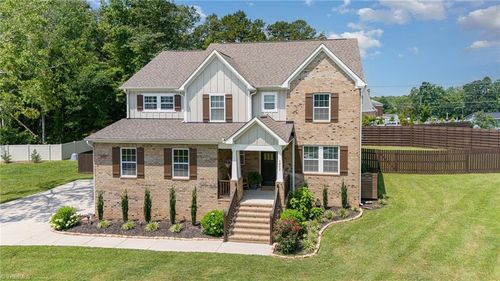 3082 Cascade Dr, Burlington, NC, 27217-7450 | Card Image