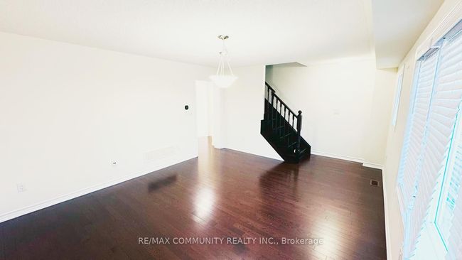47 Whitefish St, House attached with 4 bedrooms, 3 bathrooms and 1 parking in Whitby ON | Image 7