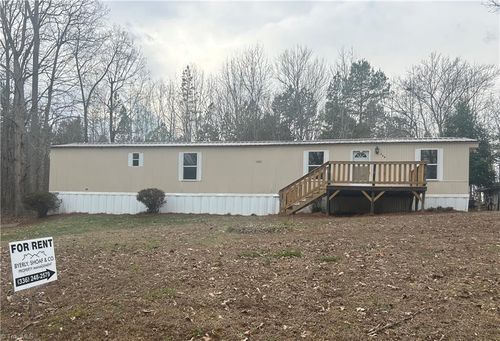 366 Sherwood Dr, Lexington, NC, 27292-7705 | Card Image