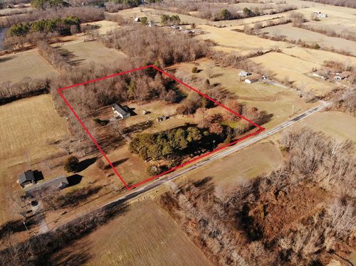 9721 Fox Hunters Rd, Benton, IL, 62812-3839 | Card Image