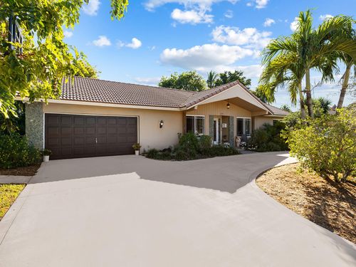 560 El Dorado Pkwy, Plantation, FL, 33317-3222 | Card Image