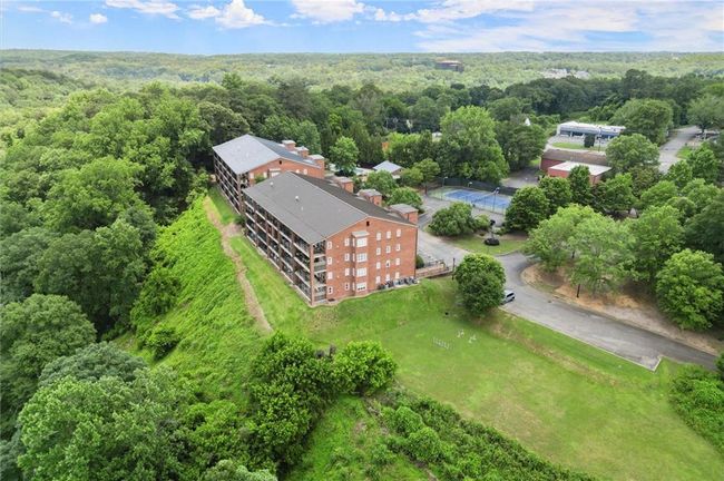 3330 Overland Dr, Condo with 2 bedrooms, 3 bathrooms and 2 parking in Roswell GA | Image 51
