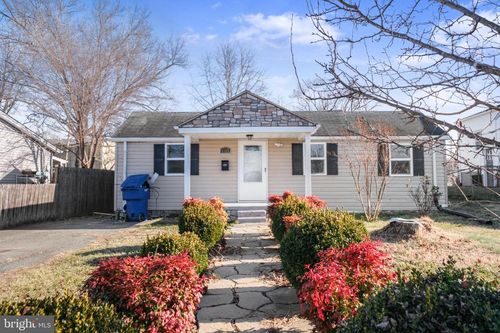 1307 Monroe Ave, FRONT ROYAL, VA, 22630-2949 | Card Image