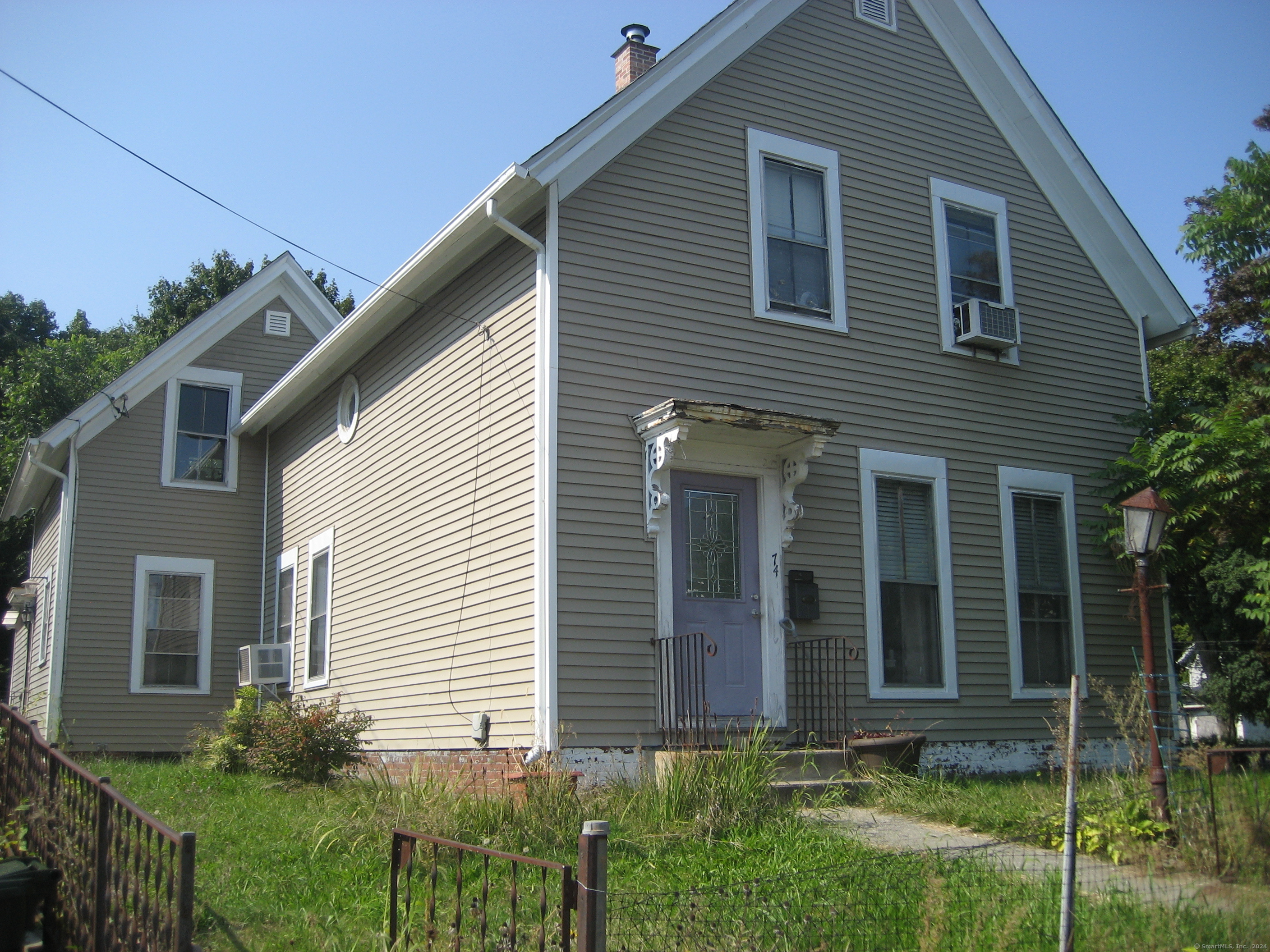 Prospect St, Norwich, CT 06360