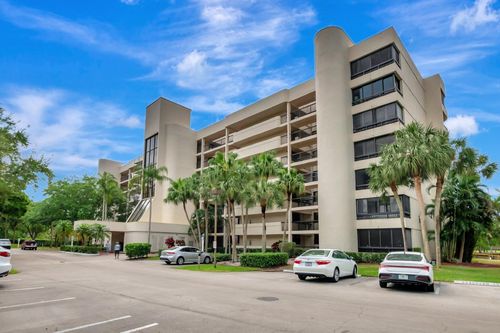 apt-301-6320 Boca Del Mar Dr, Boca Raton, FL, 33433-5703 | Card Image