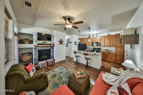 h-101-164 Village Rd, Granby, CO, 80446-8760 | Card Image
