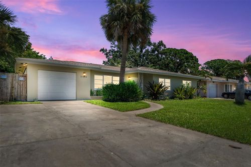 2443 68th Ave S, ST PETERSBURG, FL, 33712-5620 | Card Image