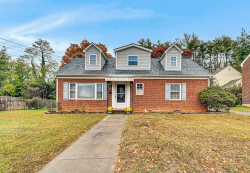 2609 Avenel Ave Sw, Roanoke, VA, 24015-3409 | Card Image