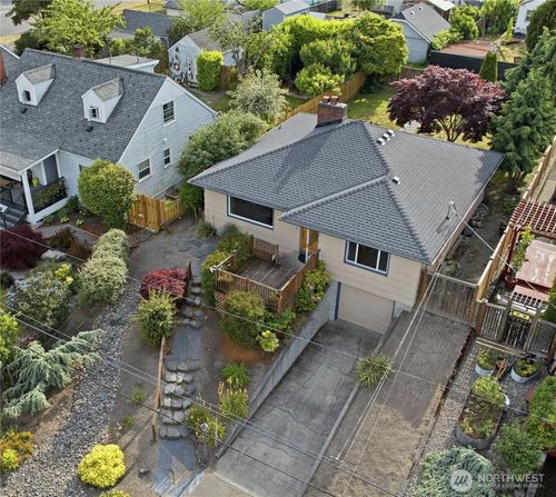 2210 N Mason Ave, Tacoma, WA, 98406-4422 | Card Image