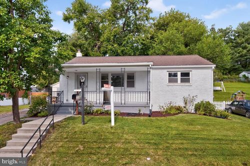 708 1st St, ROCKVILLE, MD, 20851-1015 | Card Image