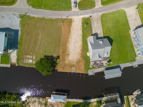 11130 Tahiti St, Bay Saint Louis, MS, 39520-7642 | Card Image
