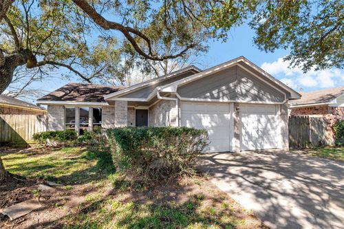 7410 Londres Dr, Houston, TX, 77083-3720 | Card Image