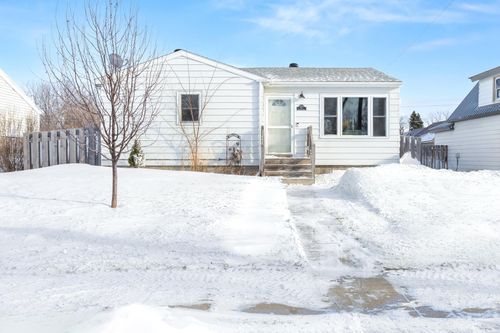 209 2nd Street Ne, Dilworth, MN, 56529 | Card Image