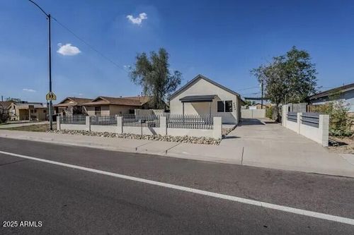 8644 W Mountain View Rd, Peoria, AZ, 85345-7030 | Card Image