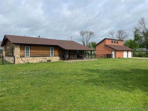 501 N Dorothy Ave, Claremore, OK, 74017-6306 | Card Image