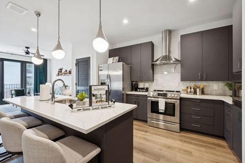 apt-308-303 31st Ave N, Nashville, TN, 37203-6394 | Card Image