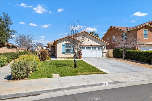 3319 Appalachian Dr, Perris, CA, 92570-5577 | Card Image