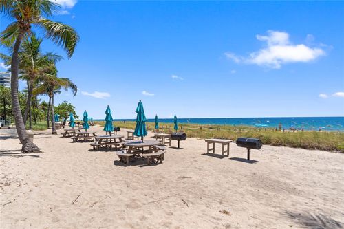apt-200-5100 N Ocean Blvd, Lauderdale By The Sea, FL, 33308-3009 | Card Image