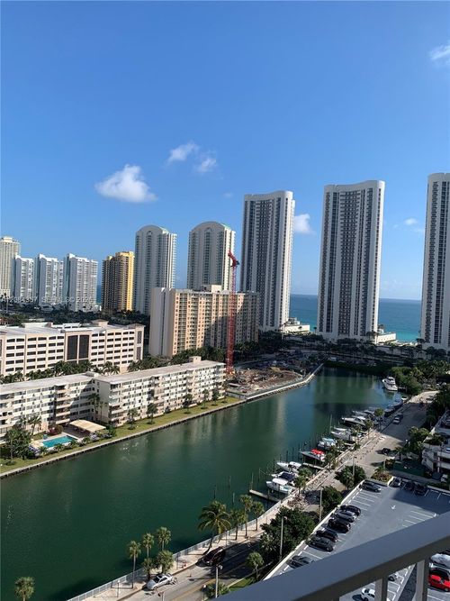 501-300 Bayview Dr, Sunny Isles Beach, FL, 33160-4700 | Card Image