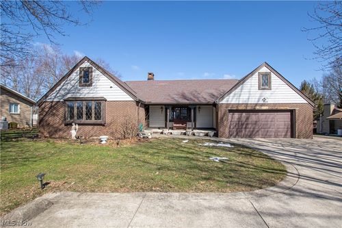 10100 Boston Rd, North Royalton, OH, 44133-6123 | Card Image