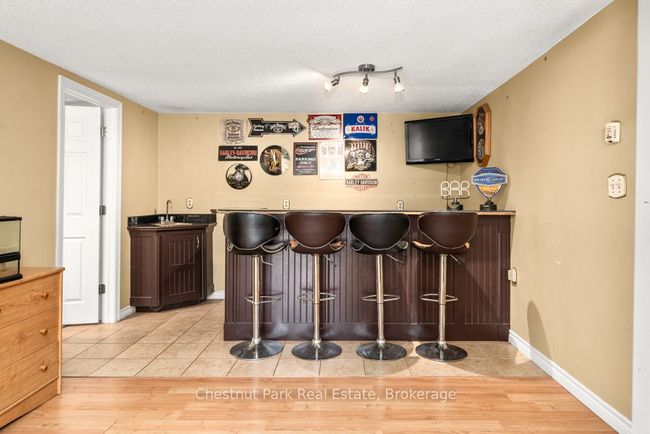 91 Santas Village Rd, House other with 4 bedrooms, 2 bathrooms and 7 parking in Bracebridge ON | Image 29