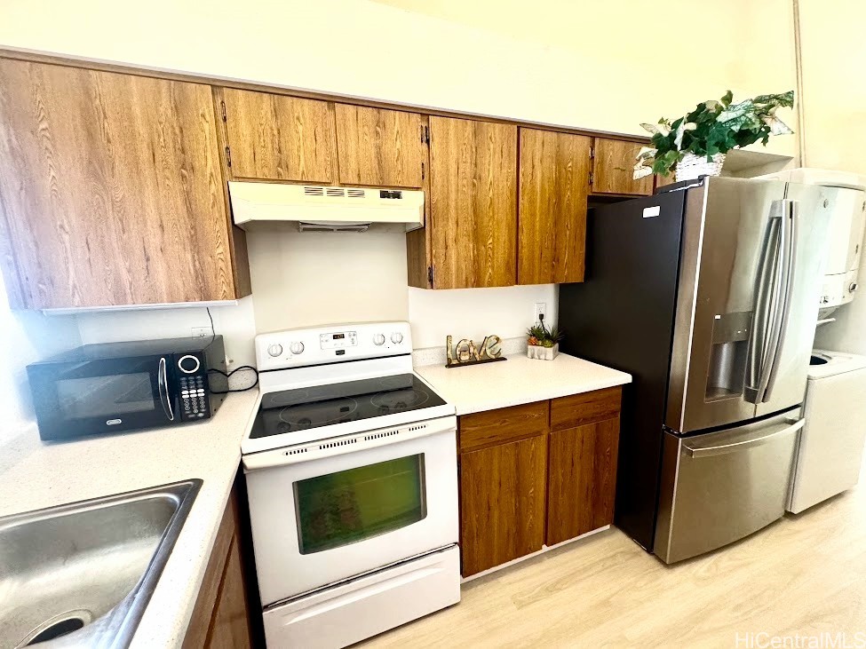 Residential in Aiea 5