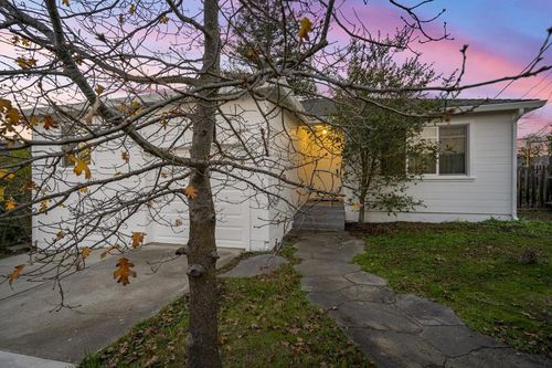 80 Hilltop Dr, San Carlos, CA, 94070-4564 | Card Image