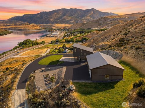 44 A Osprey Nest Rd, Pateros, WA, 98846-8000 | Card Image