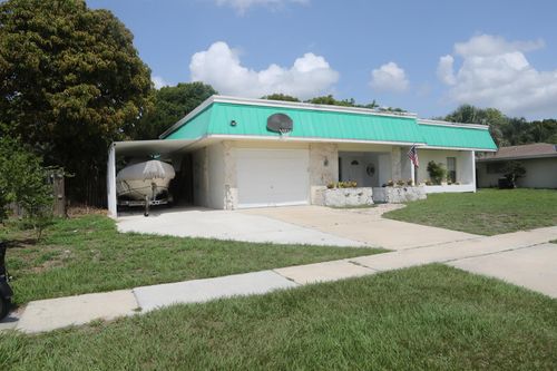 864 Se Tierra Ct, Port St. Lucie, FL, 34983-2033 | Card Image