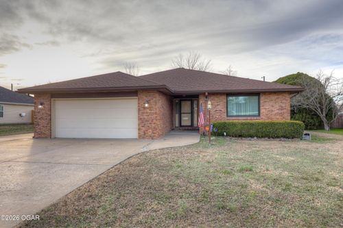 909 Durward Hall Dr, Carthage, MO, 64836-3202 | Card Image