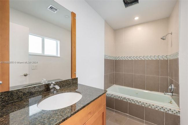 111 E 1st Ct, House other with 3 bedrooms, 3 bathrooms and null parking in Miami Beach FL | Image 11