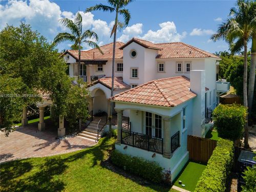 350 Redwood Ln, Key Biscayne, FL, 33149-1819 | Card Image