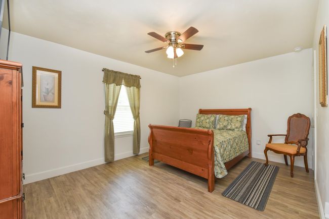 359 Mae Cato Dr, House other with 4 bedrooms, 2 bathrooms and null parking in MIDWAY FL | Image 14