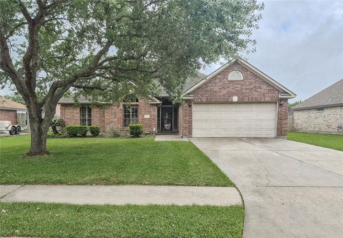 108 Audubon Woods Dr, Richwood, TX, 77531-2232 | Card Image