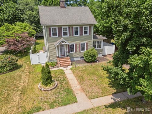 226 1st St, Dunellen, NJ, 08812-1304 | Card Image