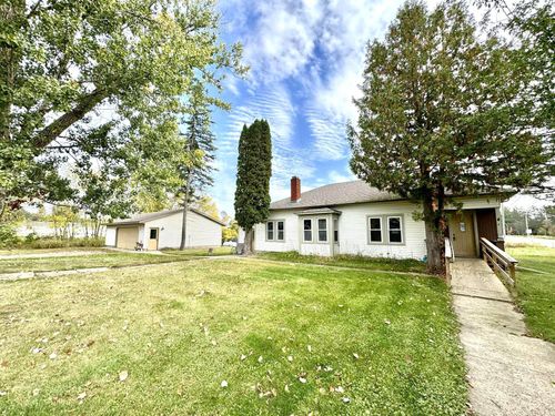 4 3rd Ave Ne, Remer, MN, 56672-2428 | Card Image