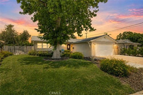 22334 Criswell St, Woodland Hills, CA, 91303-2408 | Card Image