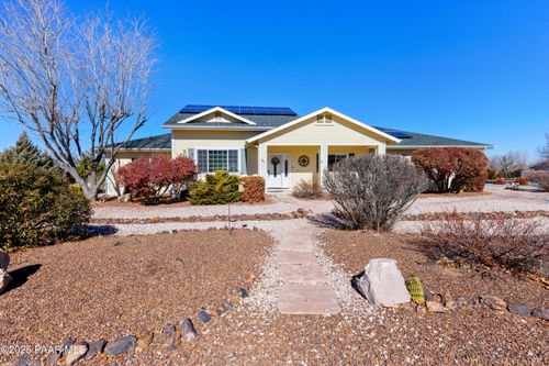 987 Kristin St, Chino Valley, AZ, 86323-5369 | Card Image