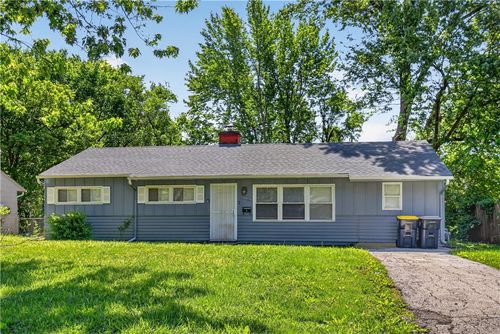 7103 E 112th St, Kansas City, MO, 64134-3305 | Card Image