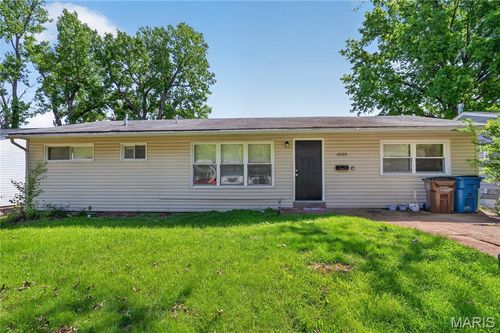 10120 Jett Dr, Saint Louis, MO, 63136-2006 | Card Image