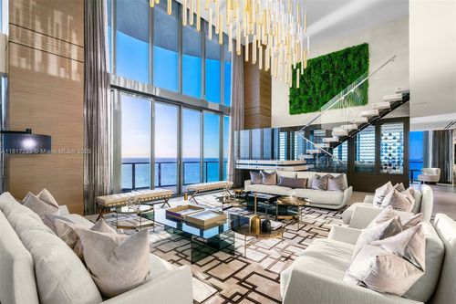 ph-43-19575 Collins Ave, Sunny Isles Beach, FL, 33160-2398 | Card Image