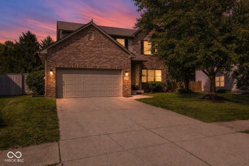 12526 Geist Cove Dr, Indianapolis, IN, 46236-7242 | Card Image