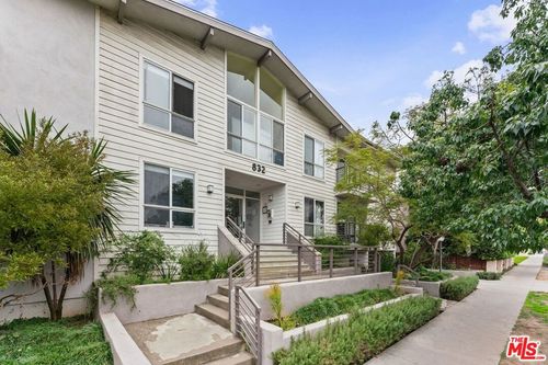 105-832 Euclid St, Santa Monica, CA, 90403 | Card Image